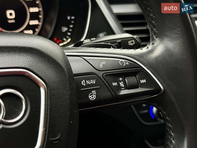 Внедорожник / Кроссовер Audi Q5 2018 в Ровно