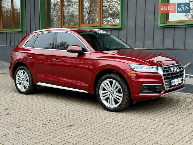 Внедорожник / Кроссовер Audi Q5 2018 в Ровно