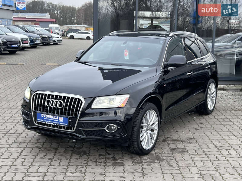 Внедорожник / Кроссовер Audi Q5 2017 в Нововолынске