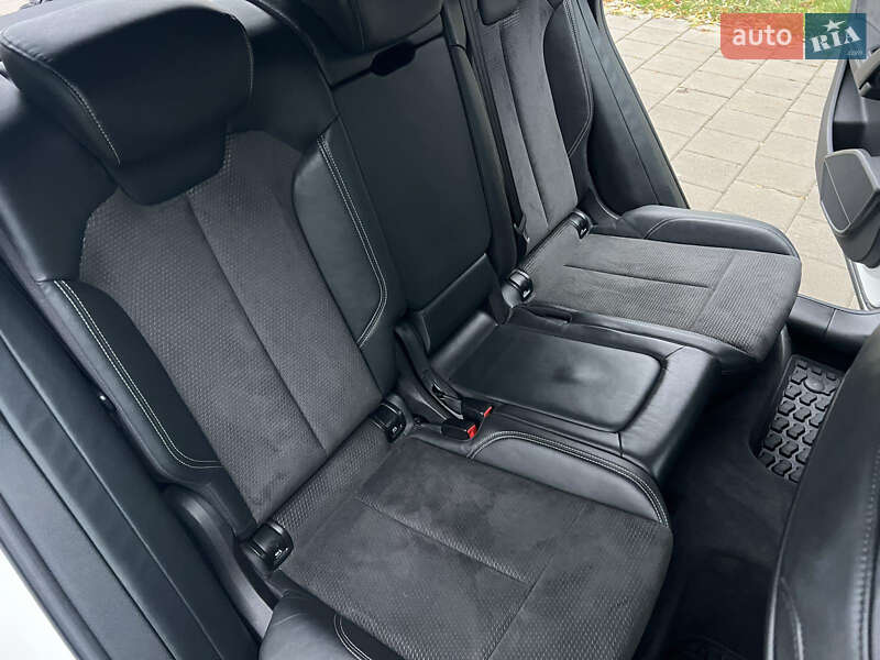 Позашляховик / Кросовер Audi Q5 2017 в Вінниці