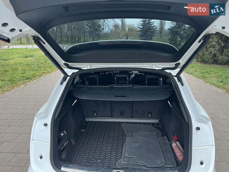 Позашляховик / Кросовер Audi Q5 2017 в Вінниці