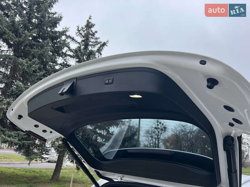 Позашляховик / Кросовер Audi Q5 2017 в Вінниці