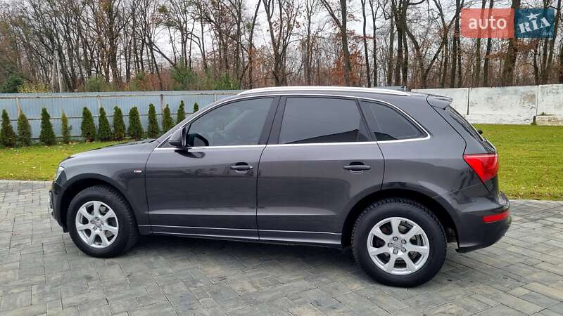 Внедорожник / Кроссовер Audi Q5 2012 в Луцке