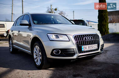 Внедорожник / Кроссовер Audi Q5 2013 в Ровно