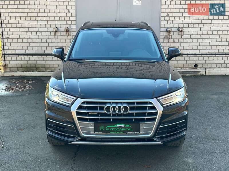 Внедорожник / Кроссовер Audi Q5 2020 в Киеве