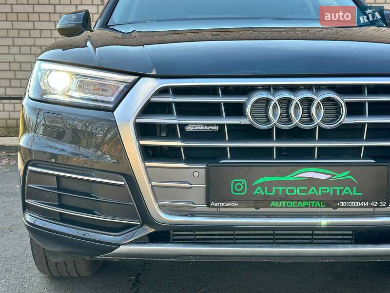 Внедорожник / Кроссовер Audi Q5 2020 в Киеве