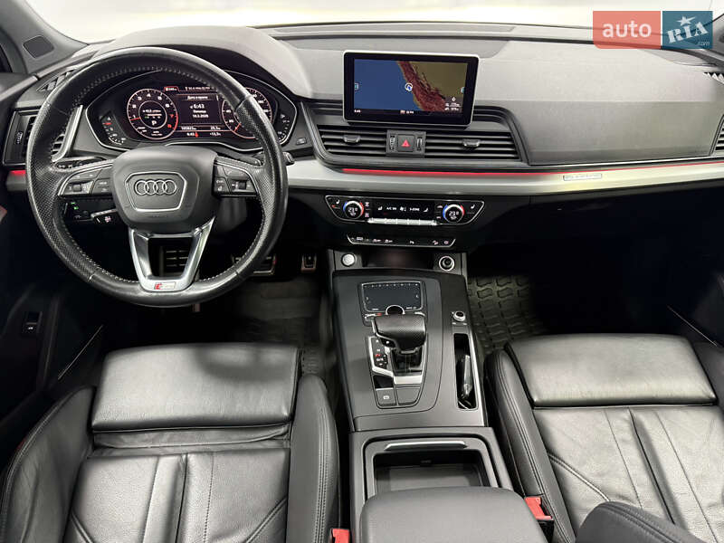 Позашляховик / Кросовер Audi Q5 2017 в Одесі