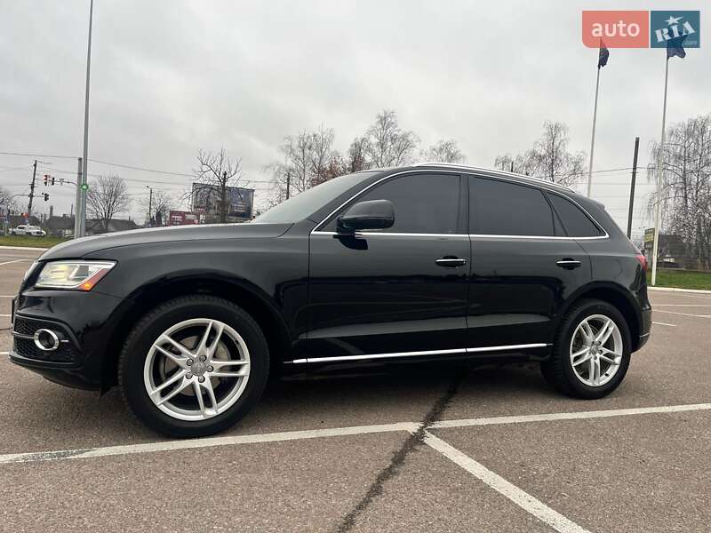 Позашляховик / Кросовер Audi Q5 2015 в Житомирі