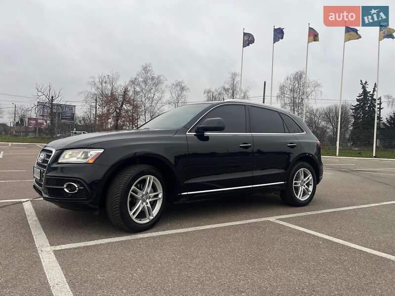 Позашляховик / Кросовер Audi Q5 2015 в Житомирі