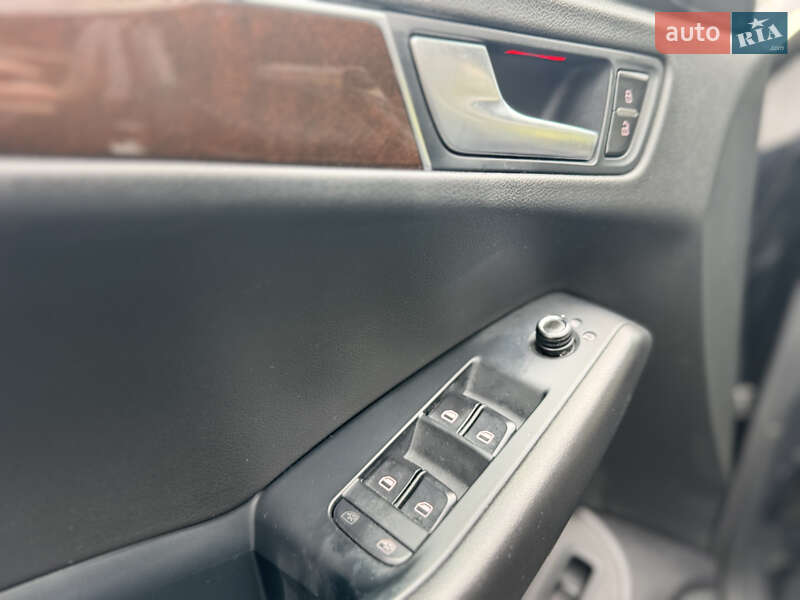 Позашляховик / Кросовер Audi Q5 2012 в Львові