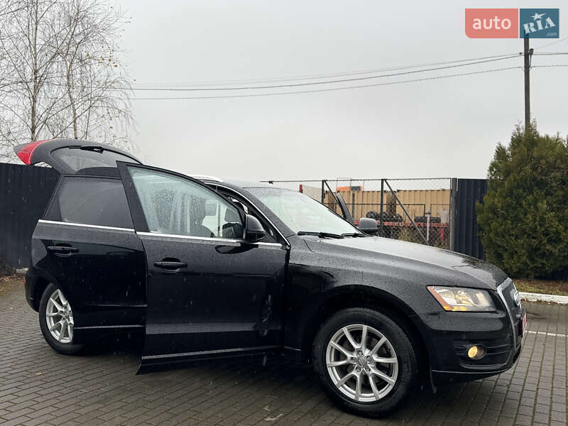 Позашляховик / Кросовер Audi Q5 2012 в Львові