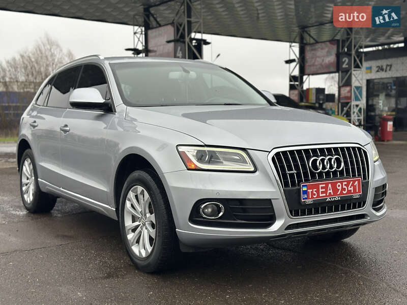 Внедорожник / Кроссовер Audi Q5 2015 в Дубно