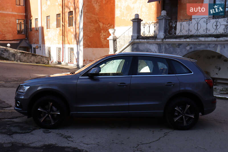Позашляховик / Кросовер Audi Q5 2013 в Тернополі