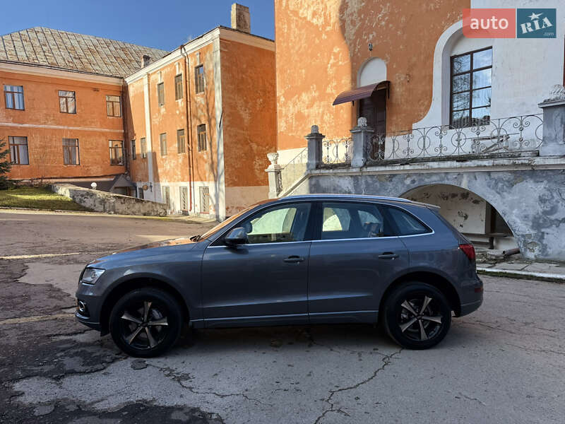 Позашляховик / Кросовер Audi Q5 2013 в Тернополі