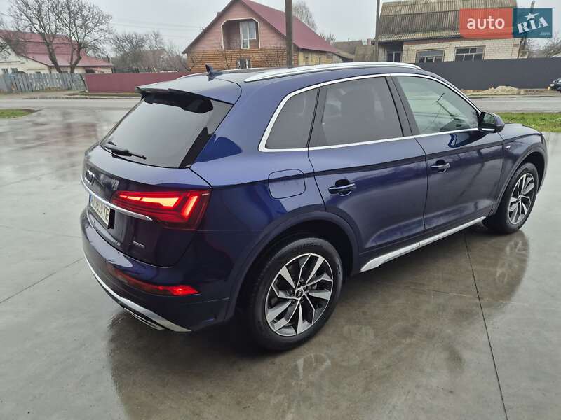Внедорожник / Кроссовер Audi Q5 2023 в Барышевке