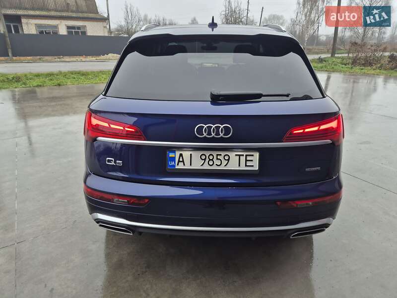 Внедорожник / Кроссовер Audi Q5 2023 в Барышевке