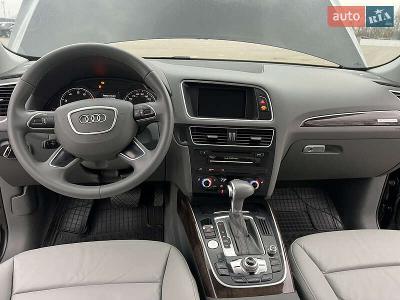 Внедорожник / Кроссовер Audi Q5 2013 в Киеве