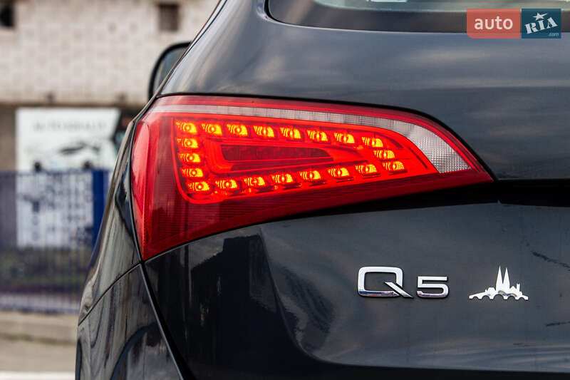 Внедорожник / Кроссовер Audi Q5 2009 в Нововолынске