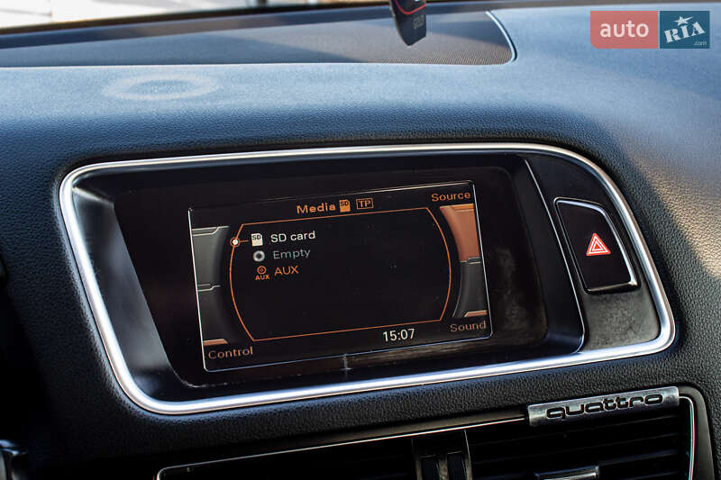 Внедорожник / Кроссовер Audi Q5 2009 в Нововолынске