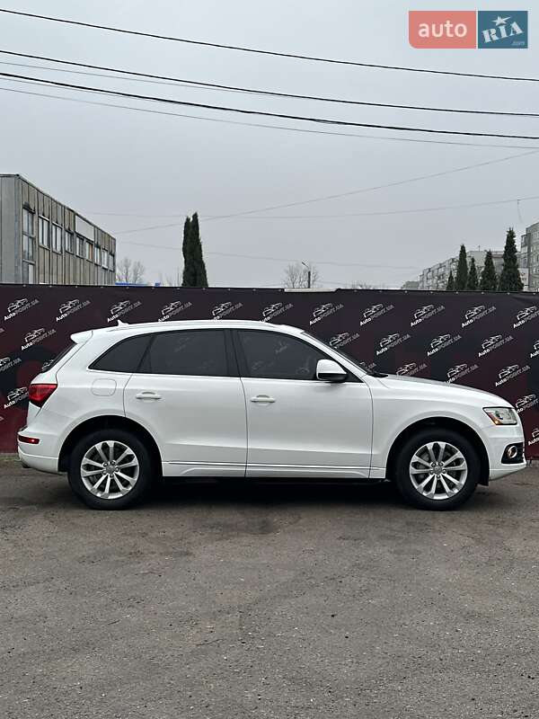 Внедорожник / Кроссовер Audi Q5 2014 в Сумах
