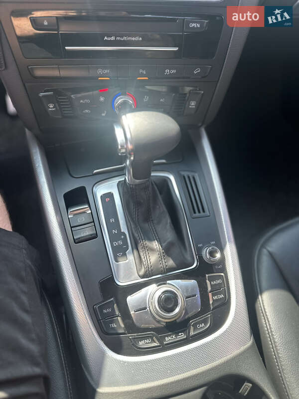 Позашляховик / Кросовер Audi Q5 2012 в Золочеві