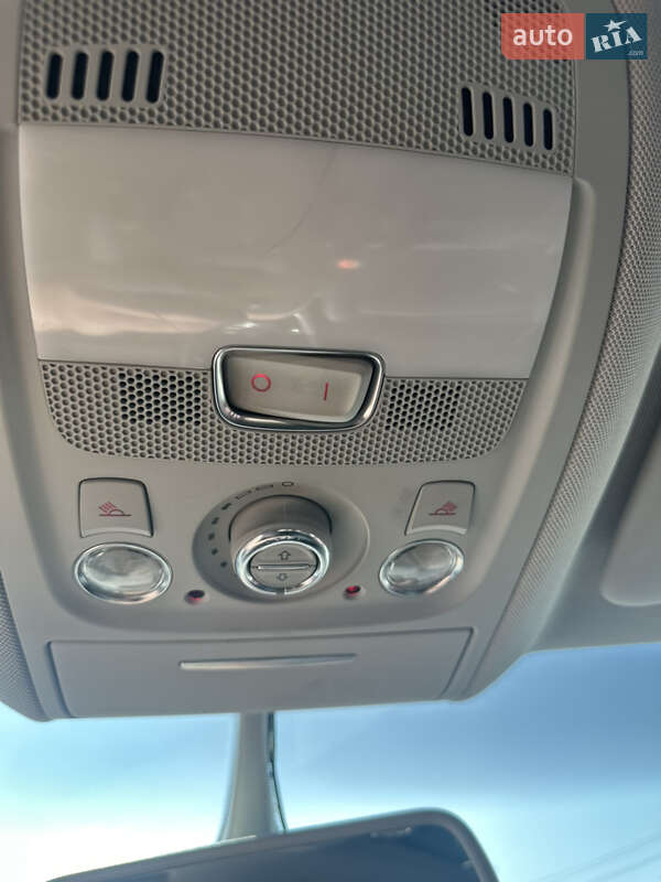 Позашляховик / Кросовер Audi Q5 2012 в Золочеві