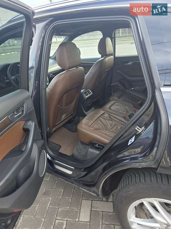 Позашляховик / Кросовер Audi Q5 2014 в Дніпрі