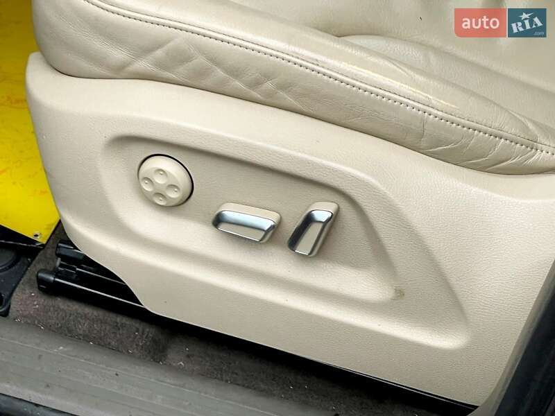 Позашляховик / Кросовер Audi Q5 2017 в Києві