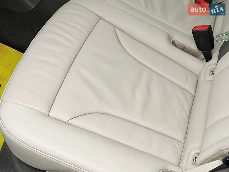 Позашляховик / Кросовер Audi Q5 2017 в Києві