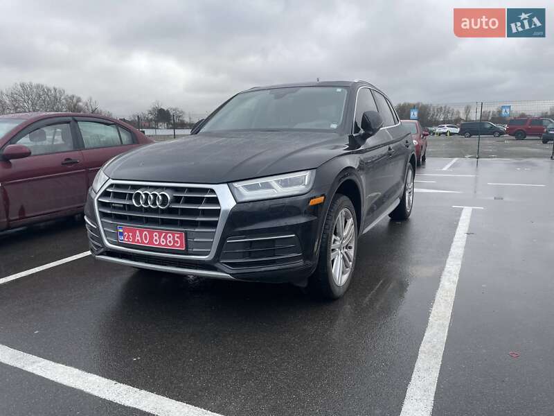 Позашляховик / Кросовер Audi Q5 2017 в Києві