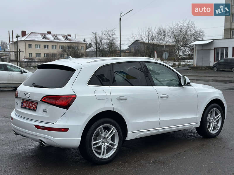 Внедорожник / Кроссовер Audi Q5 2015 в Дубно