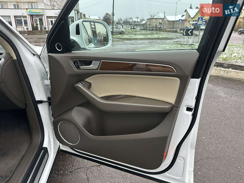 Внедорожник / Кроссовер Audi Q5 2015 в Дубно