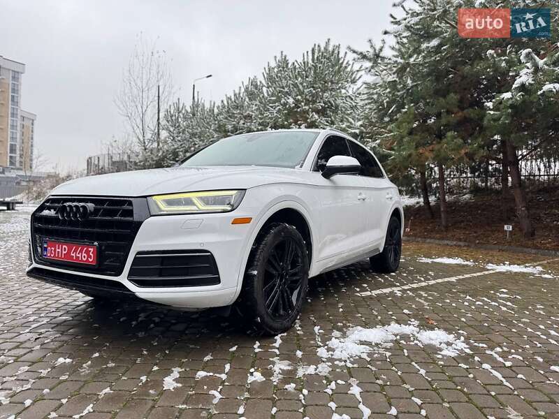 Внедорожник / Кроссовер Audi Q5 2018 в Луцке