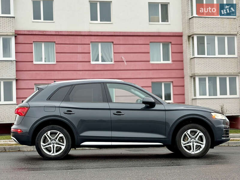Позашляховик / Кросовер Audi Q5 2018 в Вінниці