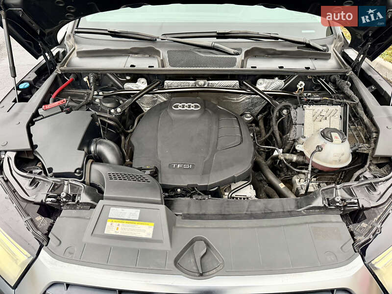 Позашляховик / Кросовер Audi Q5 2018 в Вінниці