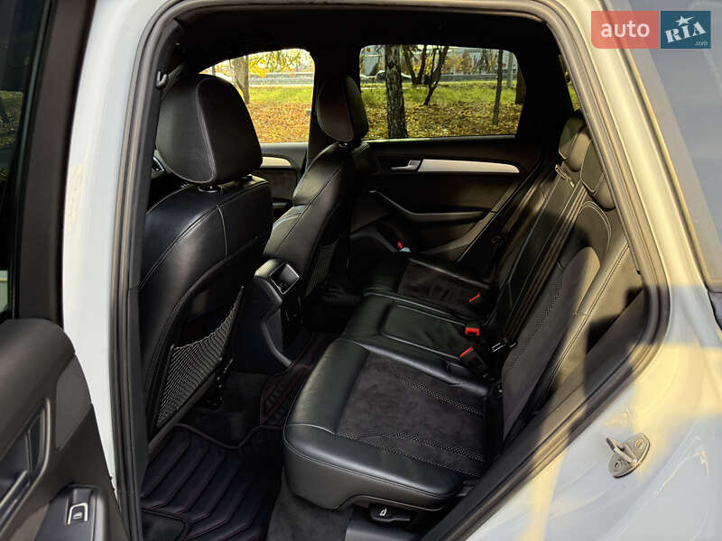 Внедорожник / Кроссовер Audi Q5 2013 в Киеве