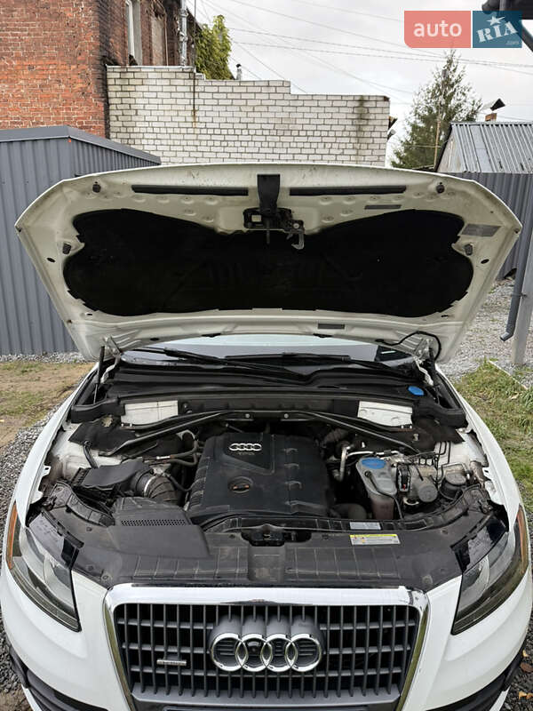 Внедорожник / Кроссовер Audi Q5 2011 в Харькове
