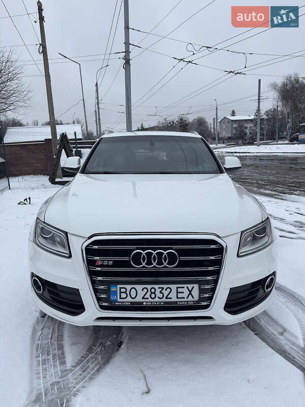Внедорожник / Кроссовер Audi Q5 2014 в Ровно