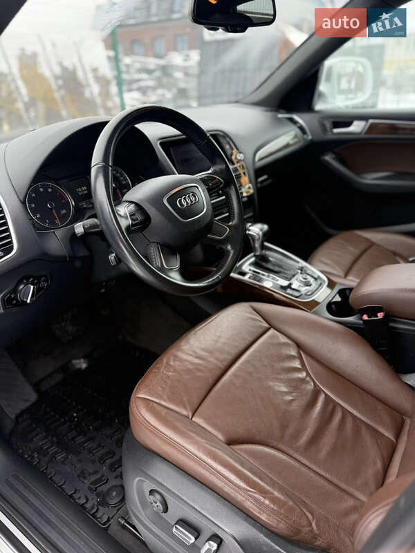 Внедорожник / Кроссовер Audi Q5 2014 в Ровно