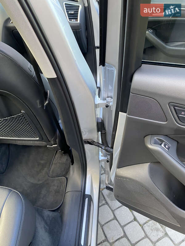 Позашляховик / Кросовер Audi Q5 2013 в Луцьку фото 40 Позашляховик / Кросовер Audi Q5 2013 в Луцьку