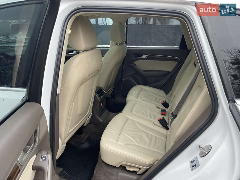 Позашляховик / Кросовер Audi Q5 2015 в Рівному фото 31 Позашляховик / Кросовер Audi Q5 2015 в Рівному
