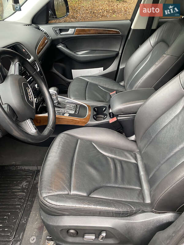 Внедорожник / Кроссовер Audi Q5 2014 в Хмельницком