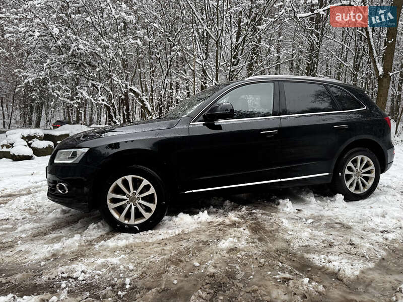 Внедорожник / Кроссовер Audi Q5 2016 в Львове