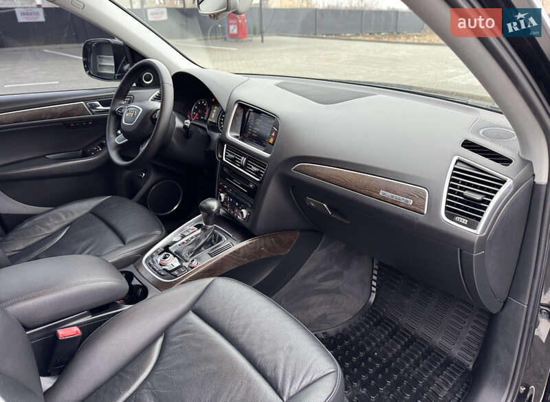 Внедорожник / Кроссовер Audi Q5 2016 в Дубно