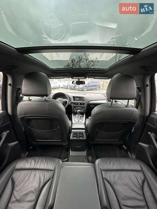 Внедорожник / Кроссовер Audi Q5 2015 в Белогородке