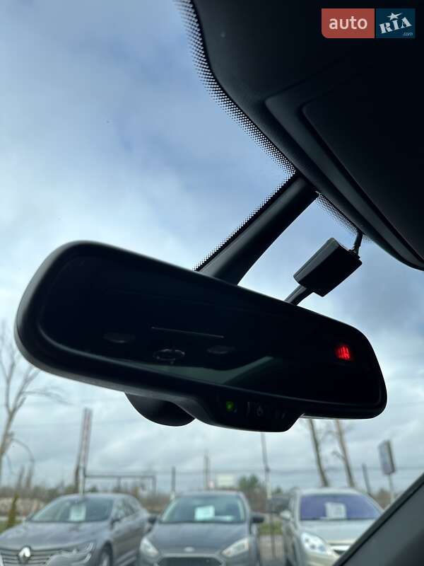 Внедорожник / Кроссовер Audi Q5 2015 в Белогородке