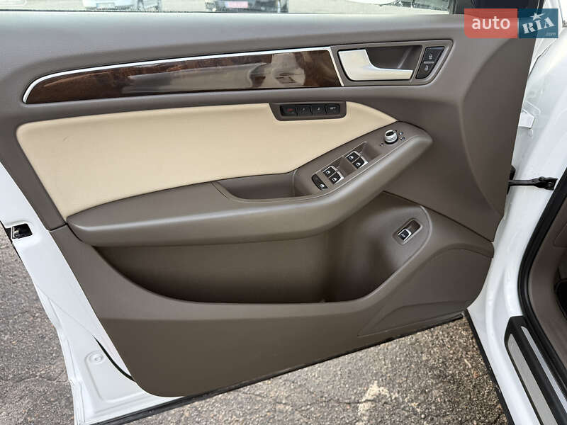 Внедорожник / Кроссовер Audi Q5 2015 в Полтаве