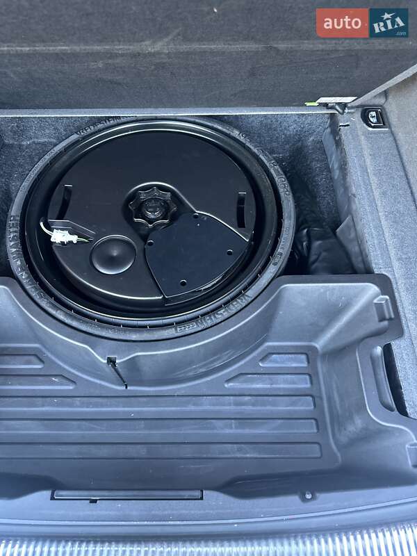 Внедорожник / Кроссовер Audi Q5 2015 в Черновцах