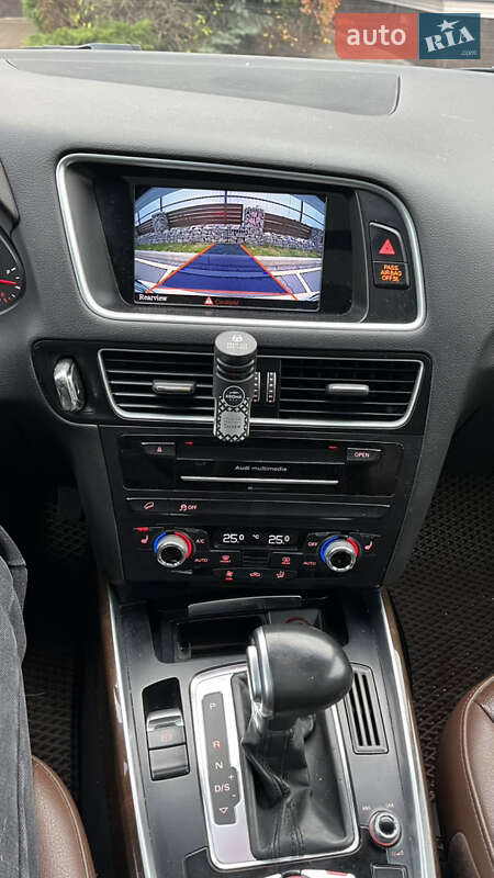 Позашляховик / Кросовер Audi Q5 2015 в Києві