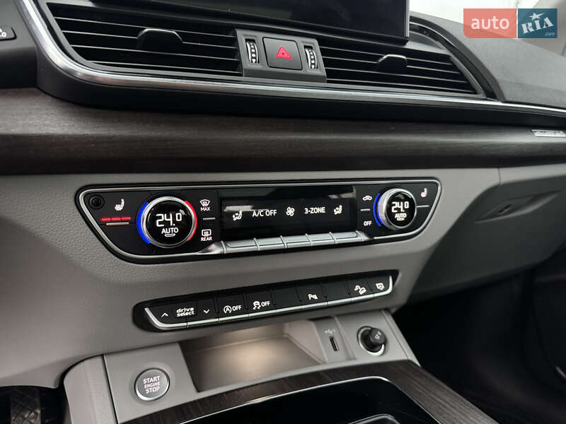 Внедорожник / Кроссовер Audi Q5 2020 в Сумах